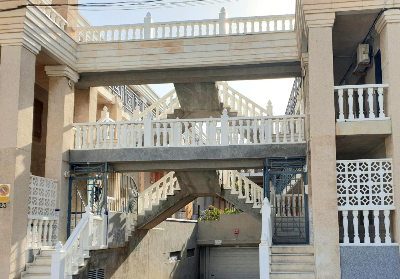 Ferienwohnung Penthouse Residencial Virginia Torrevieja Exterior foto